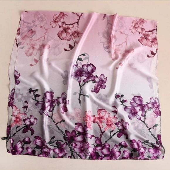 Unique silk scarf - Picture 3 of 4